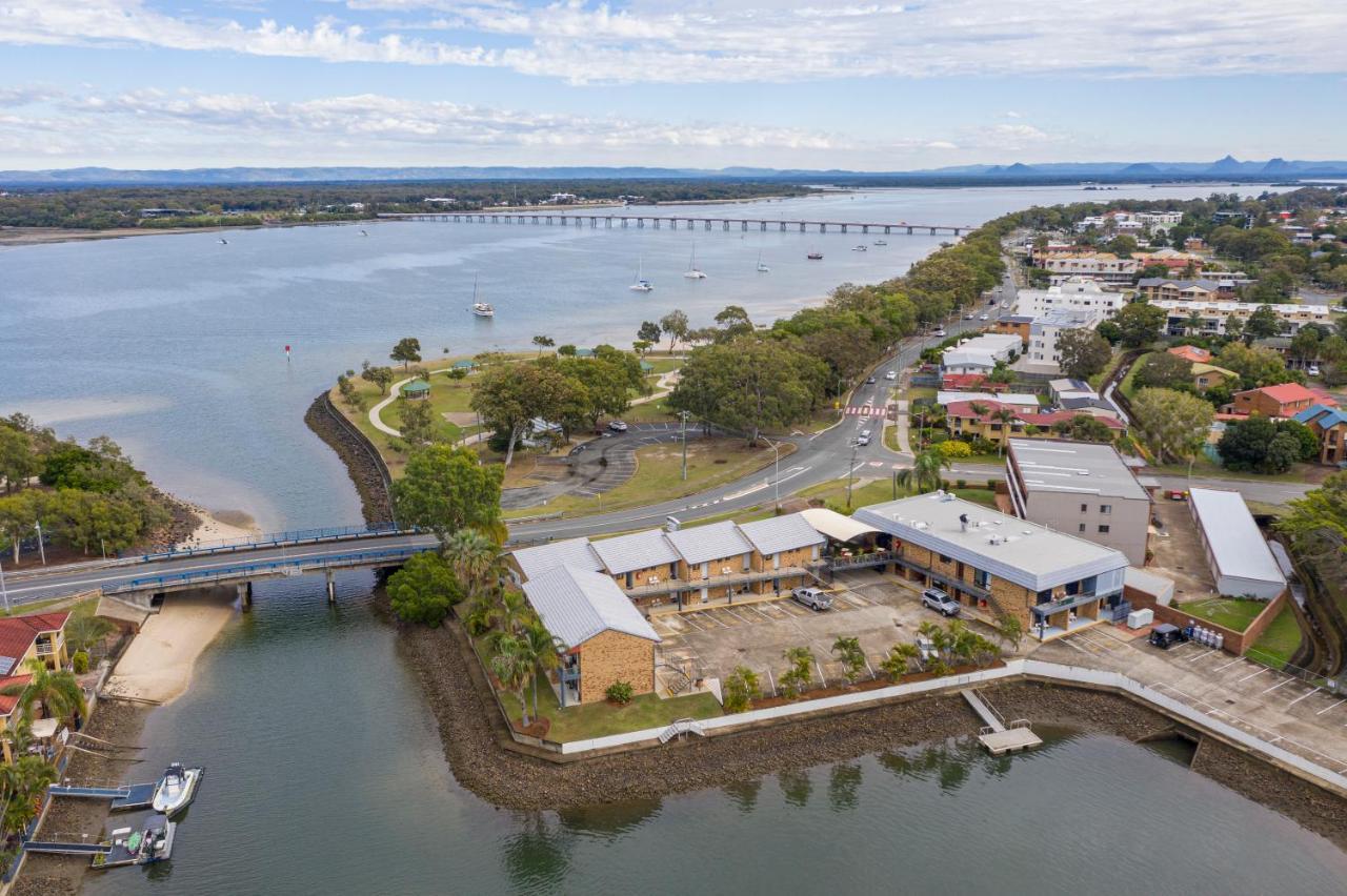 Bribie Waterways Motel Bongaree Экстерьер фото