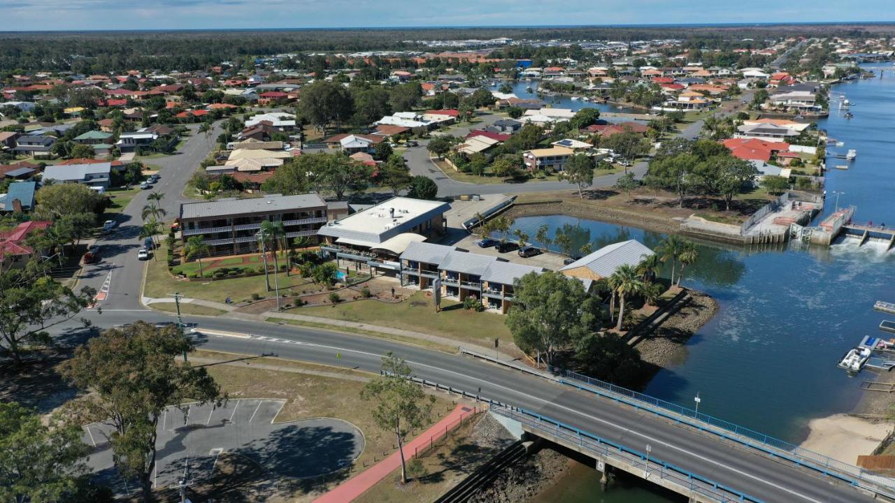 Bribie Waterways Motel Bongaree Экстерьер фото